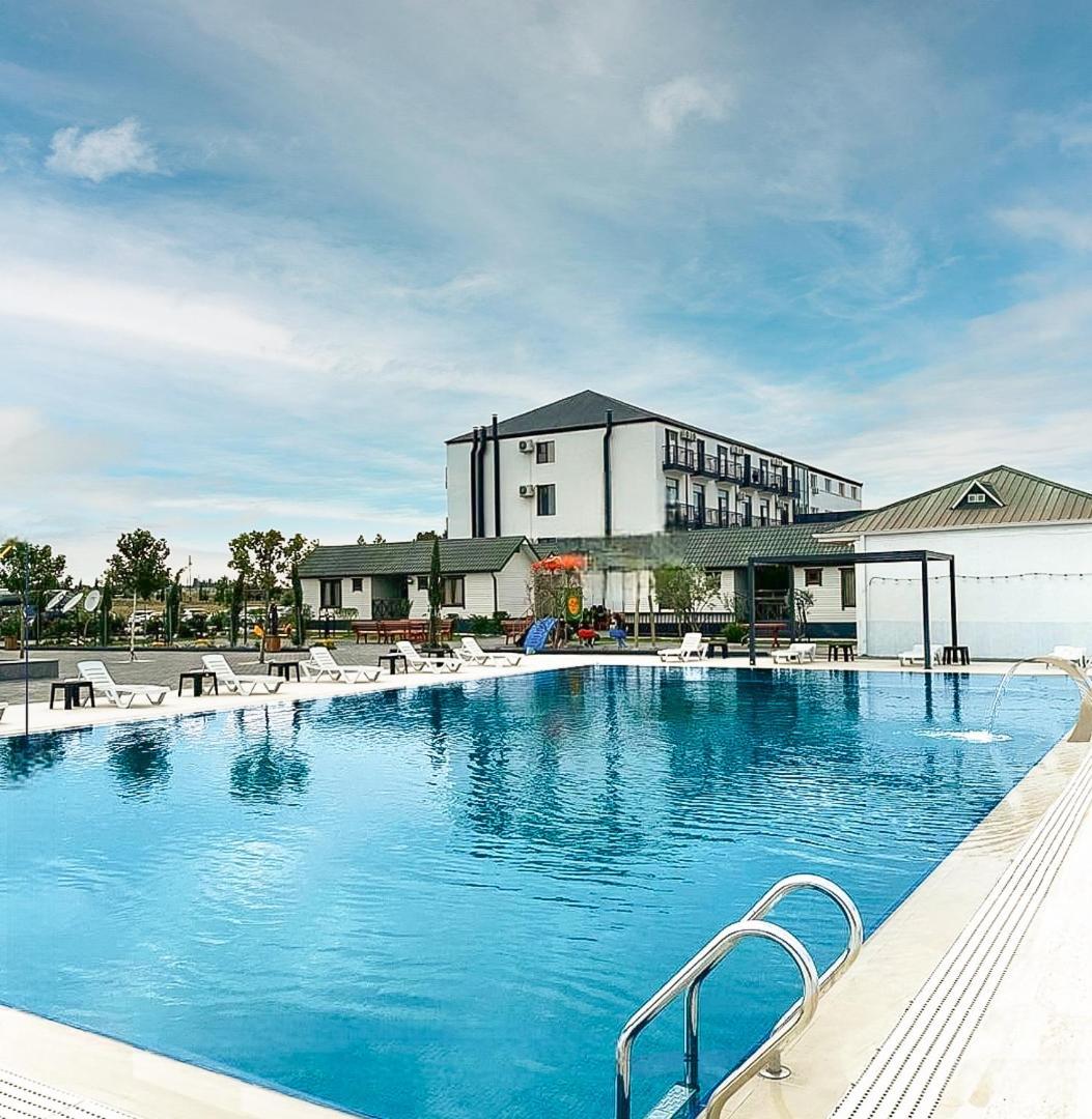 Karvan Hotel Naftalan Buitenkant foto